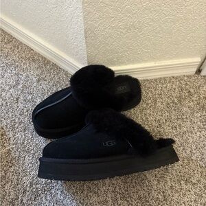 UGG Disquette Suede Fur Platform Slippers!